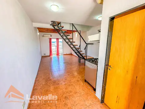 José Evaristo Uriburu 4000, Piso 1