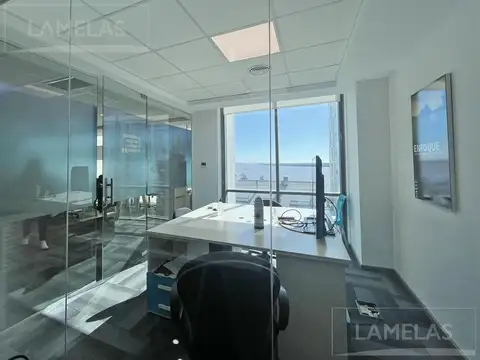 Oficina Monoambiente con 2 baños