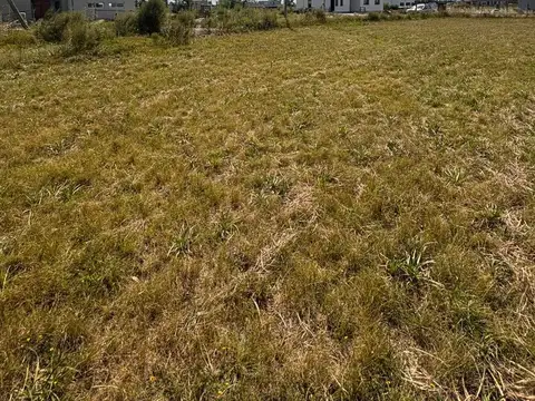 VENTA LOTE 643M2 LAGOS DE CANNING II