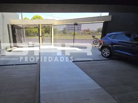 D PRATS 2300, Piso 1