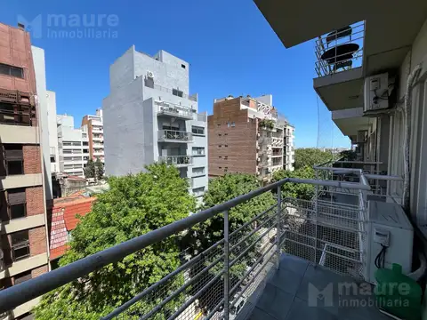 Piso 6to de 2 ambientes mas escritorio y espacio guardacoche en Venta en Belgrano