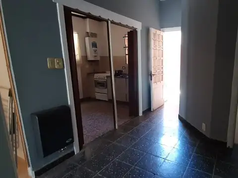 Depto Tipo Casa 4 ambientes con 1 baño