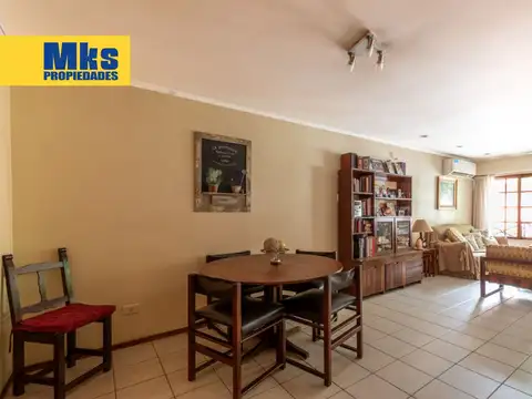 Departamento en Venta con 2 cochera