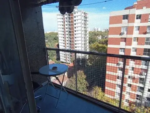 JHO.Venta Departamento 2 dormitorios . Olivos a 4 cuadras de la estación del tren.