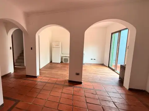 Depto Tipo Casa en Venta de 5 ambientes