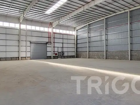 Galpón tipo depósito comercial en alquiler 930m2 en el Polo industrial Ezeiza