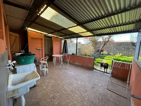 Casa 3 ambientes con 1 baño