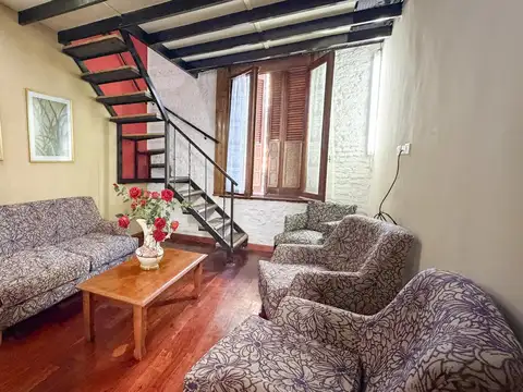 Depto Tipo Casa 8 ambientes con 7 baños