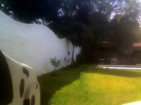 Casa en Venta con 4 cocheras