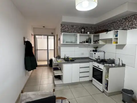 Departamento 1 dormitorio en Centro a metros de Bv Oroño, ideal renta cuenta con dos balcones