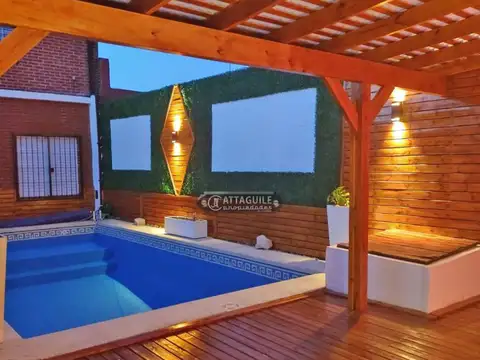 Oficina 7 ambientes con 4 baños