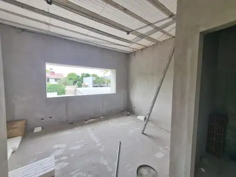 Depto Tipo Casa en Alquiler en San Isidro, USD 2.400