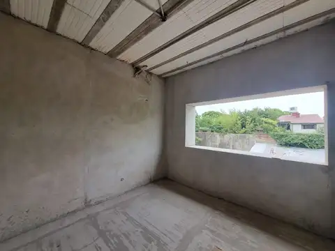 Depto Tipo Casa en Alquiler de 4 dormitorios
