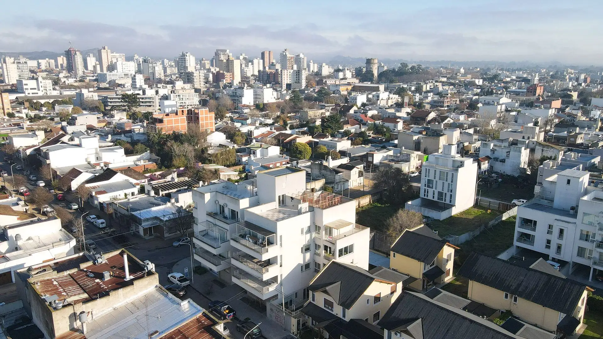 Depto 2 amb, 65m² moderno — Ideal inversión en Tandil