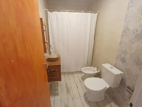 Depto Tipo Casa en Alquiler de 1 dormitorio