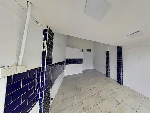 Local en Alquiler en Caseros, $ 600.000