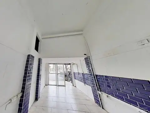LOCAL COMERCIAL EN ALQUILER SOBRE AV. SAN MARTÍN