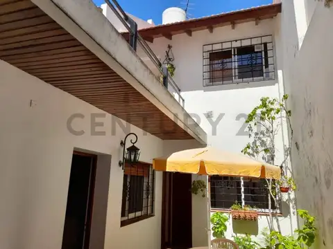 Venta de PH sin expensas; en planta baja con local comercial; 4 AMBIENTES en Parque