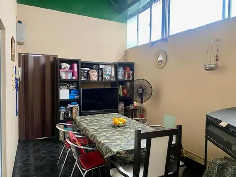 Depto Tipo Casa en Venta con 1 cocheras