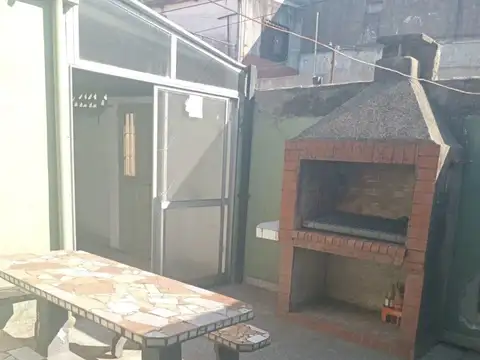 Depto Tipo Casa en Venta de 2 ambientes