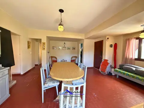 Departamento 4 ambientes con 2 baños
