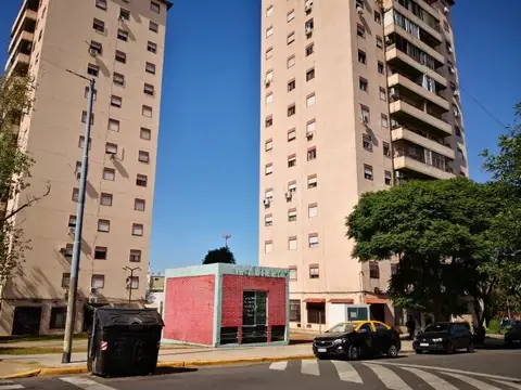 MATADEROS - DEPTO EN VENTA - 3 AMBIENTES - AL FRENTE - CON BALCON - EN PLANTA BAJA - EXC. UBICA...