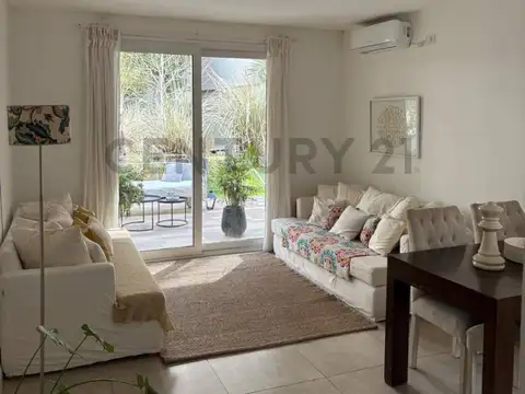 Departamento en Alquiler con 1 cocheras