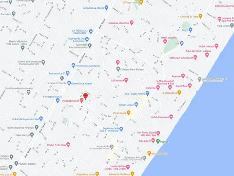 Casa venta - 3 dormitorios - 2 baños - 2 cocheras - 520mts2 totales - Villa Gesell