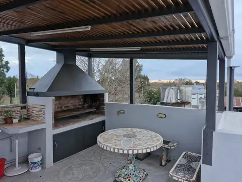 Depto Tipo Casa en Venta de 2 dormitorios