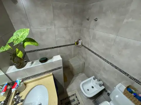 España 2500 , Piso No definido