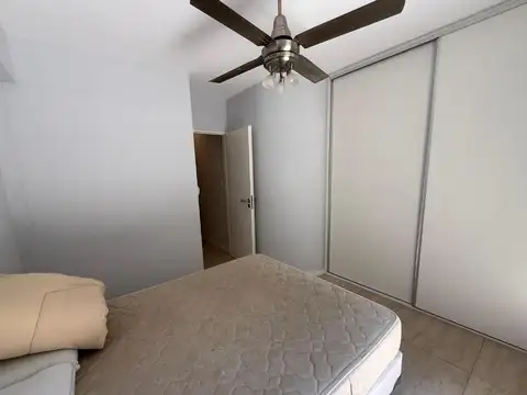 VENTA - Departamento de 1 dormitorio con patio, Pichincha, Rosario