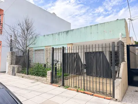 VENTA CASA 4 AMBIENTES RAMOS MEJIA
