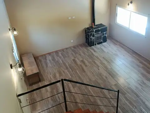 Casa 2 ambientes con 1 baño