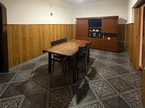 Casa en Venta con 1 cochera