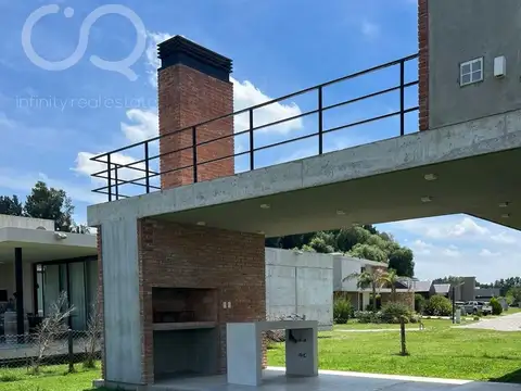 Casa en Alquiler de 3 dormitorios