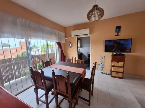 Depto Tipo Casa 4 ambientes con 1 baño