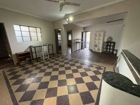 Casa en Alquiler al Este