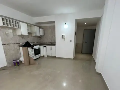 Departamento en Alquiler en Belgrano R, $ 550.000