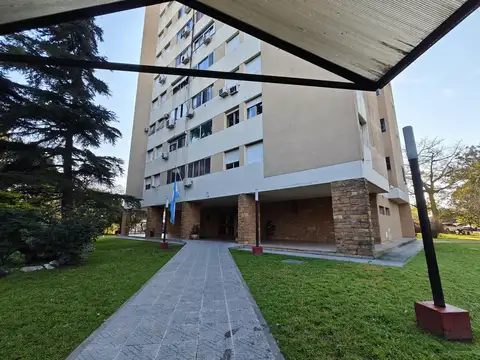 Departamento 3 AMB 8vo Piso vista a Gral Paz 