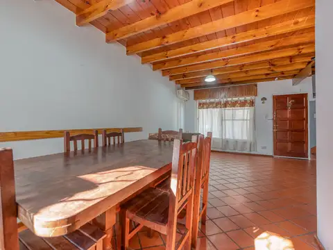 Depto Tipo Casa en Venta de 4 ambientes