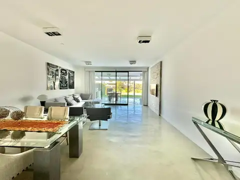 Departamento 3 ambientes con 3 baños