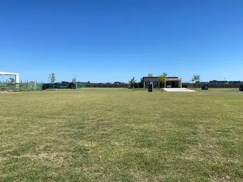 VENTA DE LOTE EN TERRALAGOS BARRIO PARQUE