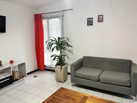 Casa familiar en alquiler en Barrio Cementista