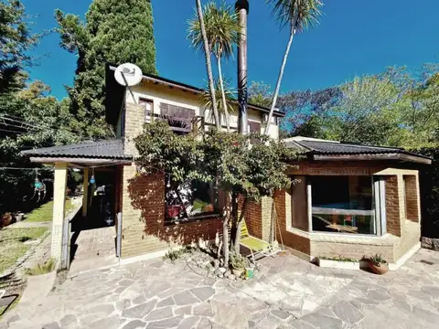 Gran Oportunidad en Barrio El Carmencito: Tu Próxima Casa Familiar