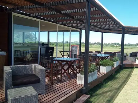 Terreno en Venta 27  mts Frente