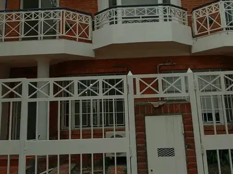 Casa en Alquiler de 3 dormitorios