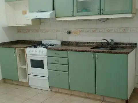 Casa en Alquiler con 1 cochera
