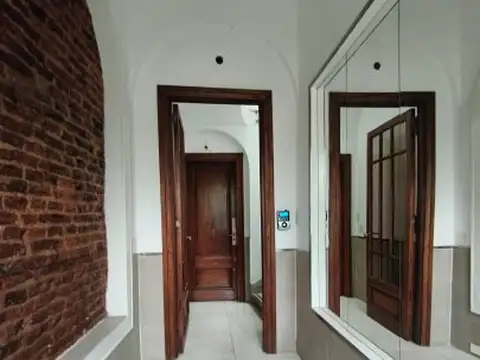 Caseros 1573 , Piso 1