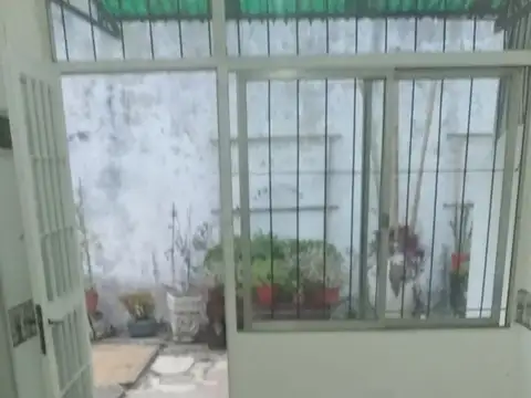 Depto Tipo Casa en Alquiler de 2 ambientes