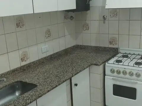 Depto Tipo Casa en Alquiler de 1 dormitorio